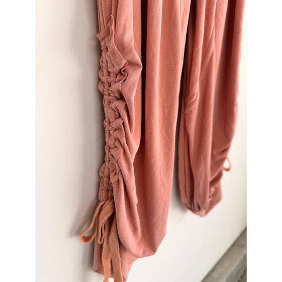 Free People Brushed Apricot Harem Pants with Pockets Ruched Legs Size S NWT - Picture 5 of 7